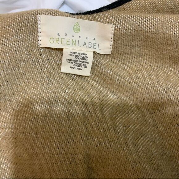 NeW Quagga Green Label Recycled Gray Multicolored Poncho (One SZ Fits Most) - Picture 6 of 7